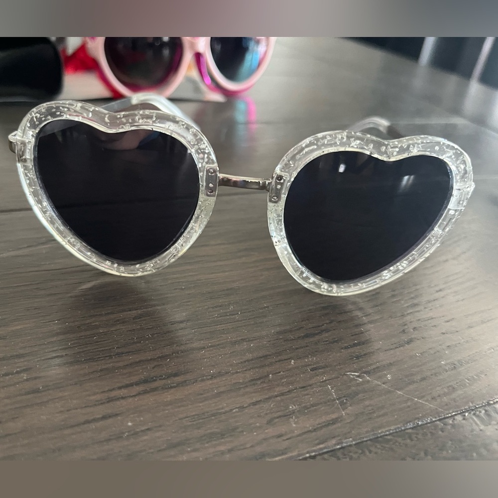 Heart shaped glittery clear sunglasses